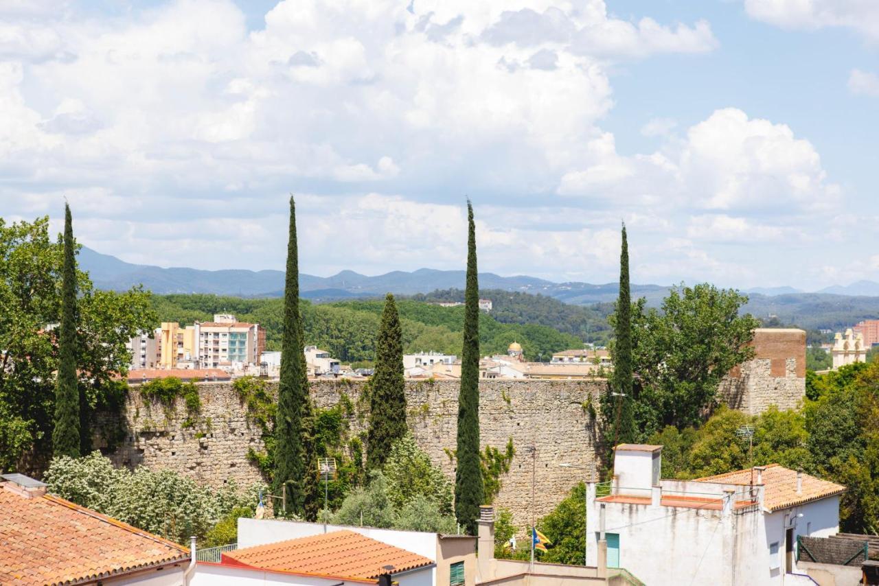 Bravissimo Canigo, Spacious And With Large Terrace خيرونا المظهر الخارجي الصورة